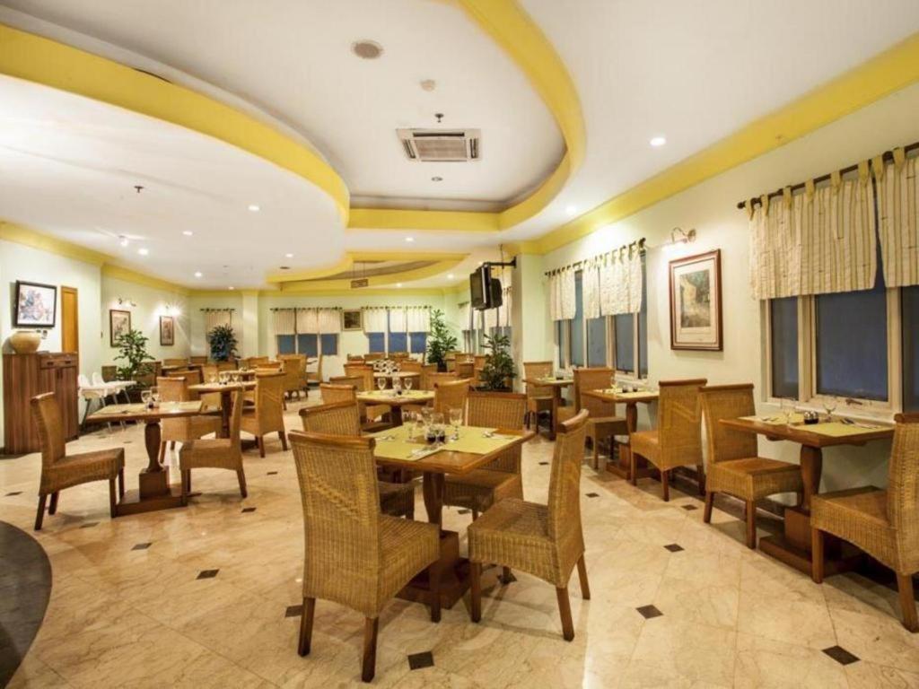 Nalendra Hotel Бандунг Экстерьер фото