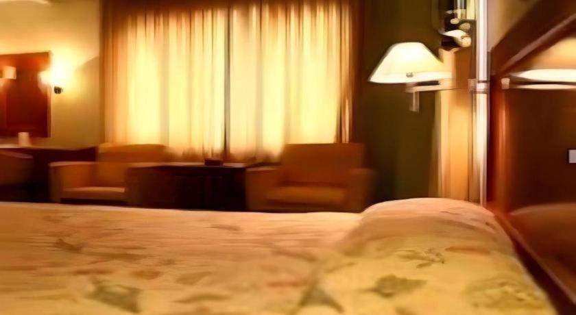 Nalendra Hotel Бандунг Экстерьер фото