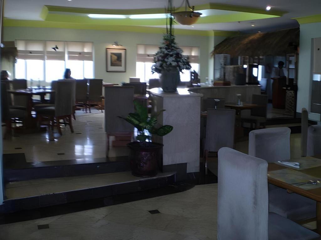 Nalendra Hotel Бандунг Экстерьер фото